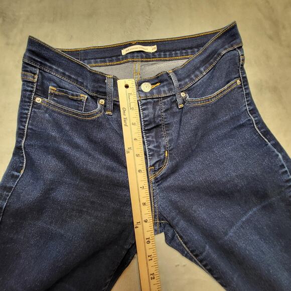 Levi's Jeans Womens 29 Blue 314 Shaping Straight Dark Wash Five Pocket Zip Fly - Picture 8 of 11